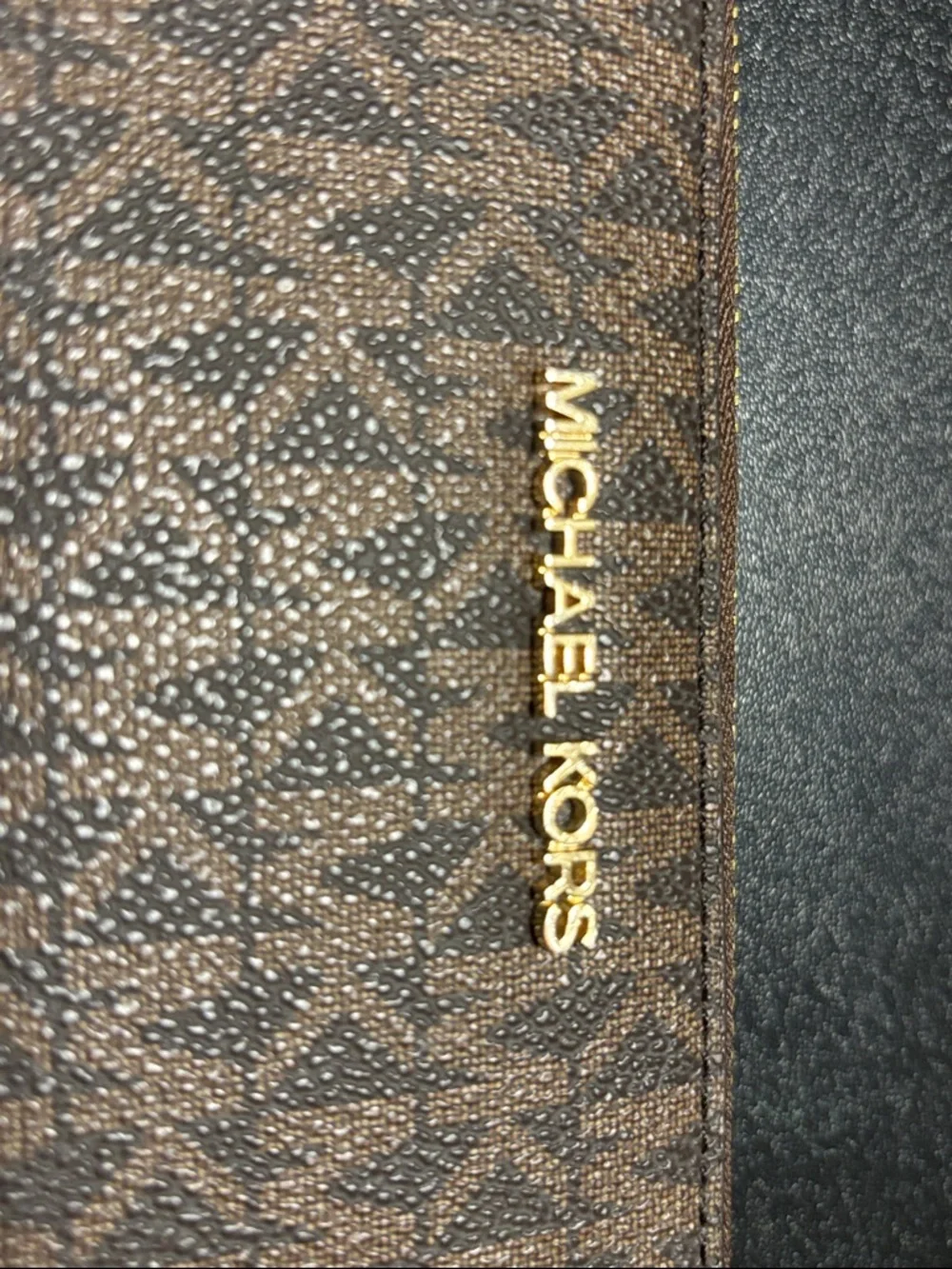 Michael‎ Kors Brown Signature Logo Wristlet.  Jet Set Travel Wallet.